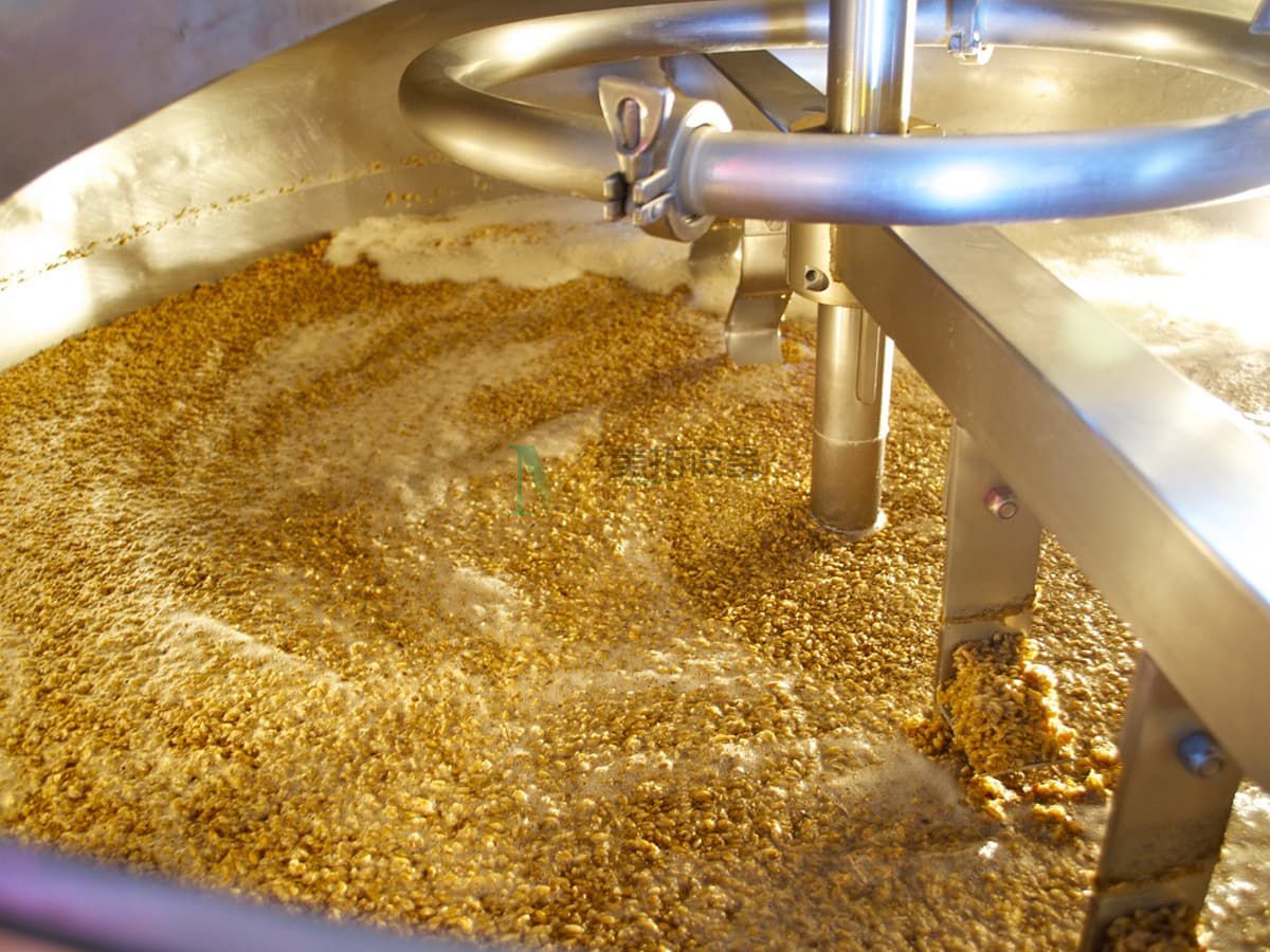 在精酿啤酒设备中如何稀释麦汁？